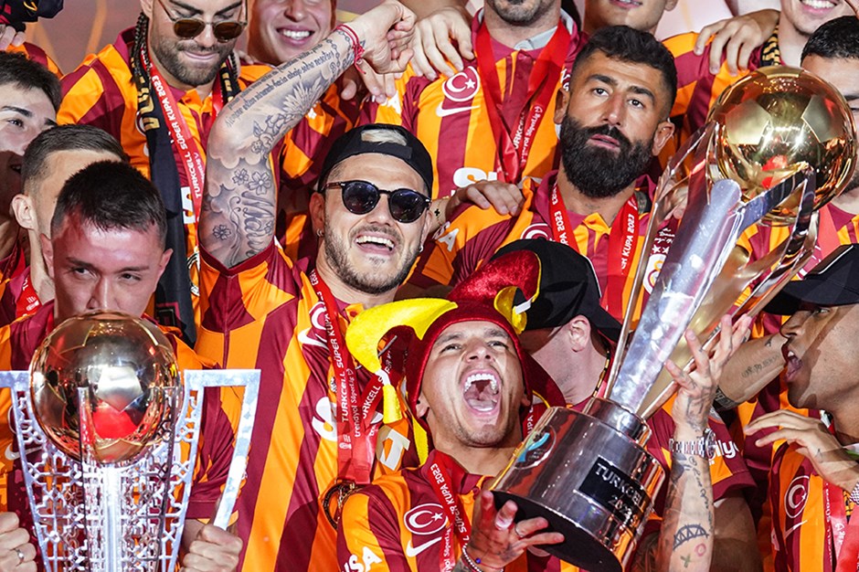 Spor zirvesine Galatasaray damgası