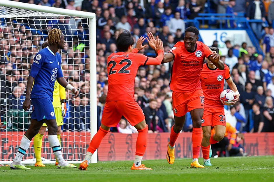 Chelsea üstünlüğünü koruyamadı, Tottenham son dakikada yıkıldı