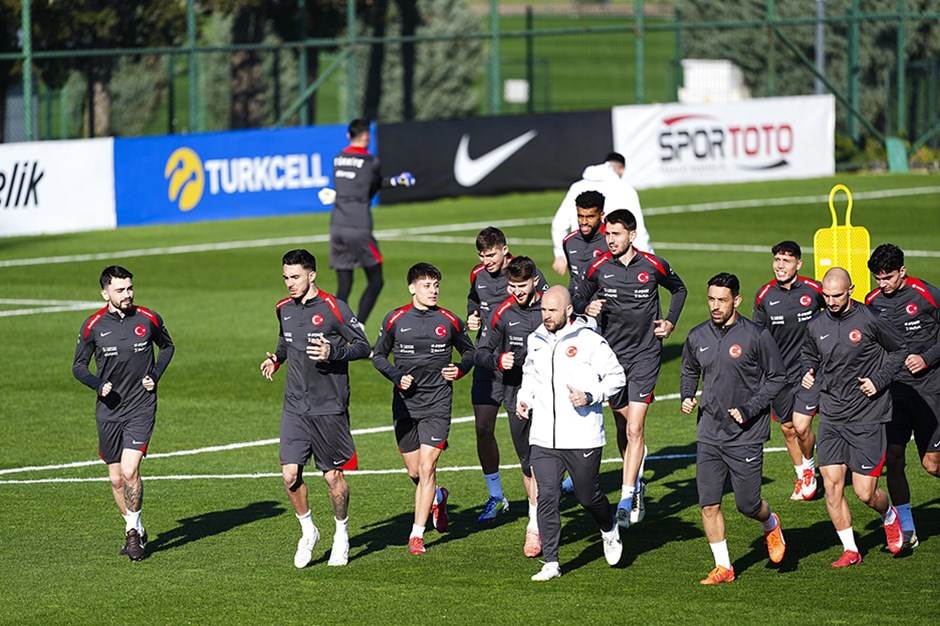 A Milli Takım'da iki futbolcu antrenmana çıkmadı