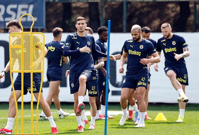 Süper Lig | Fenerbahçe - Eyüpspor maçı ne zaman, saat kaçta, hangi kanalda? (İlk 11'ler)  - 3. Foto