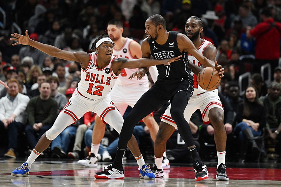 Bulls, Nets'in 12 maçlık serisini bitirdi