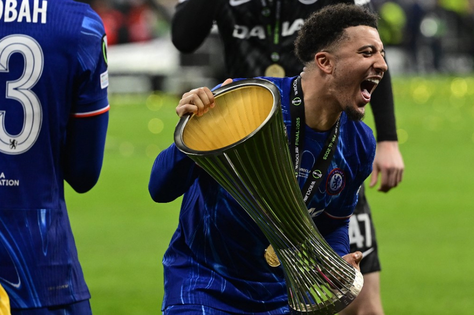 Jadon Sancho during a Chelsea match