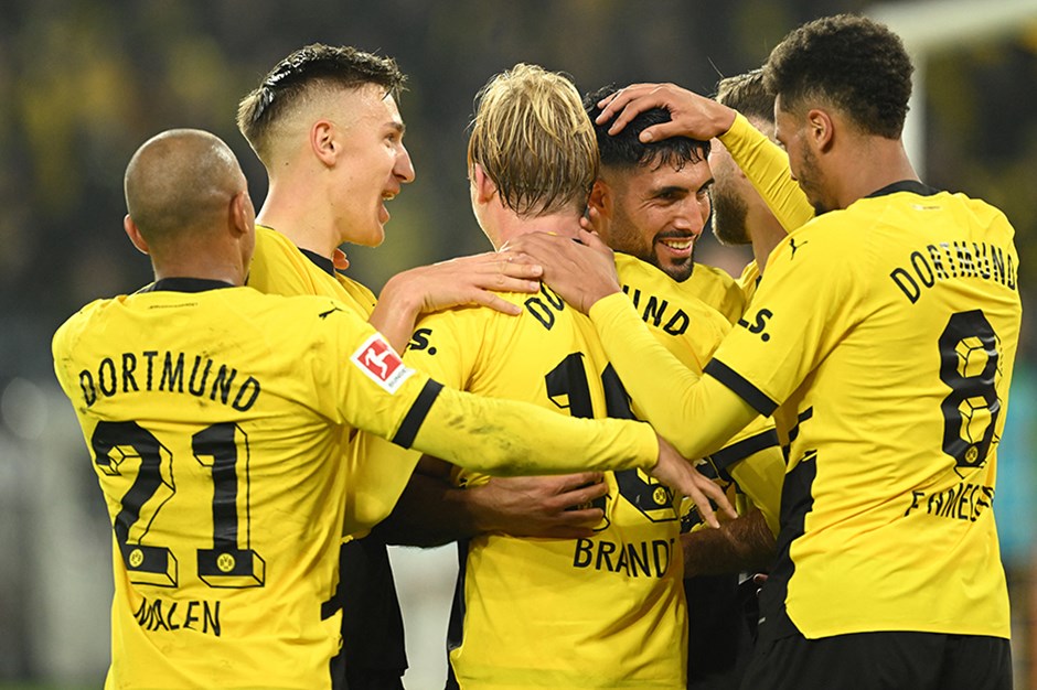 Borussia Dortmund tek golle üç puanı alıp maç fazlasıyla liderliğe yükseldi