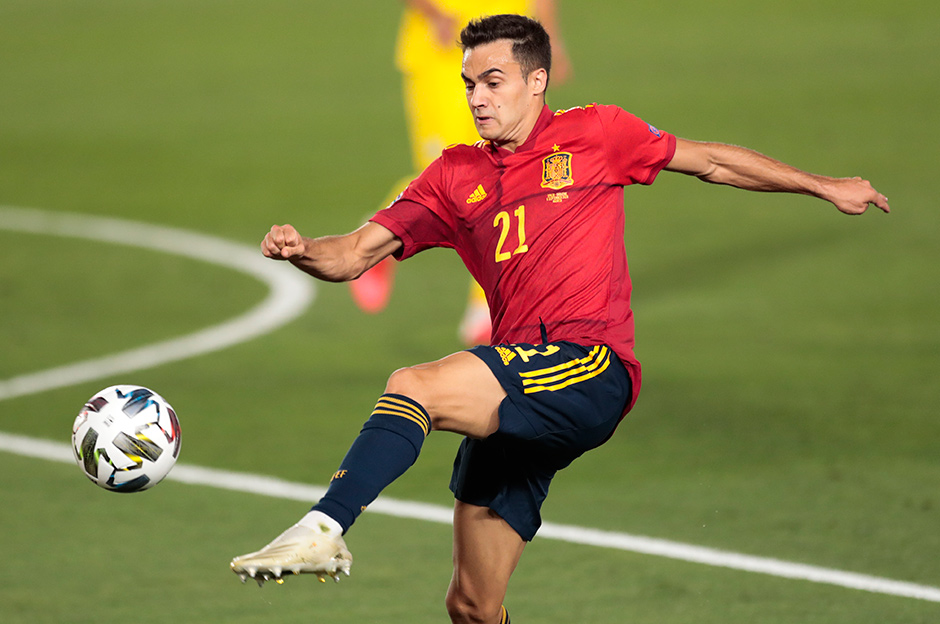 NTV Spor: Bonservissiz sol bek, Beşiktaş ve Galatasaray'ı karşı karşıya getirdi