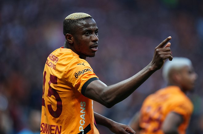 Ve Victor Osimhen başkana bizzat ileterek işi bitirdi: Transfer gerçekleşiyor  - 4. Foto