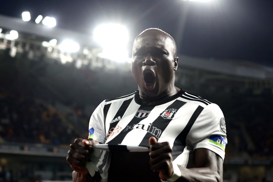 Vincent Aboubakar'dan Şenol Güneş paylaşımı