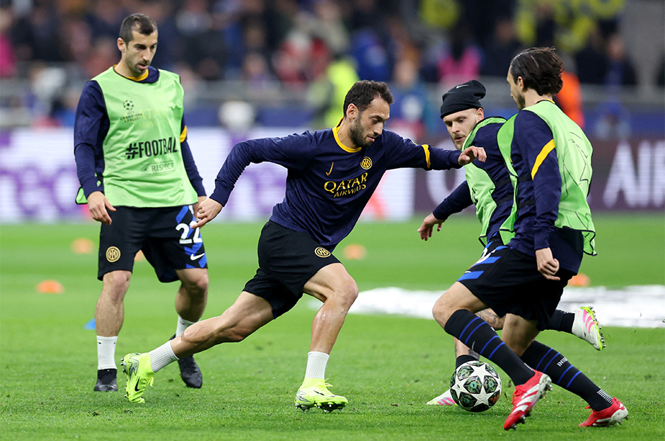 Inter-Bayern Münih maçına Hakan Çalhanoğlu damgası: Dev maç İtalya'da manşetlerde  - 4. Foto