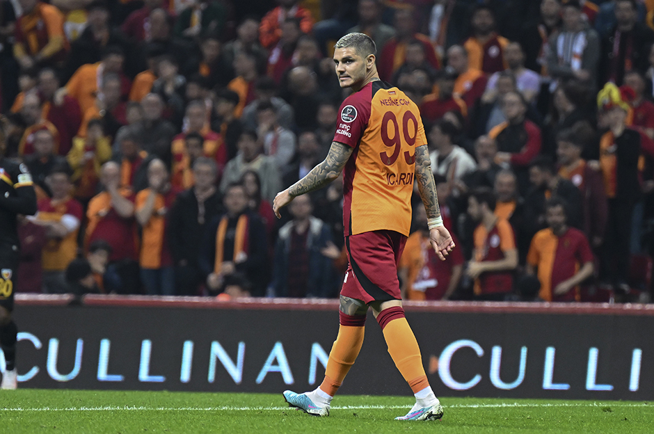 Süper Lig | 2 günde 13 saatlik tedavi: Galatasaray'ın yıldızı Mauro Icardi, Fatih Karagümrük karşısında oynayacak mı? - 4. Foto