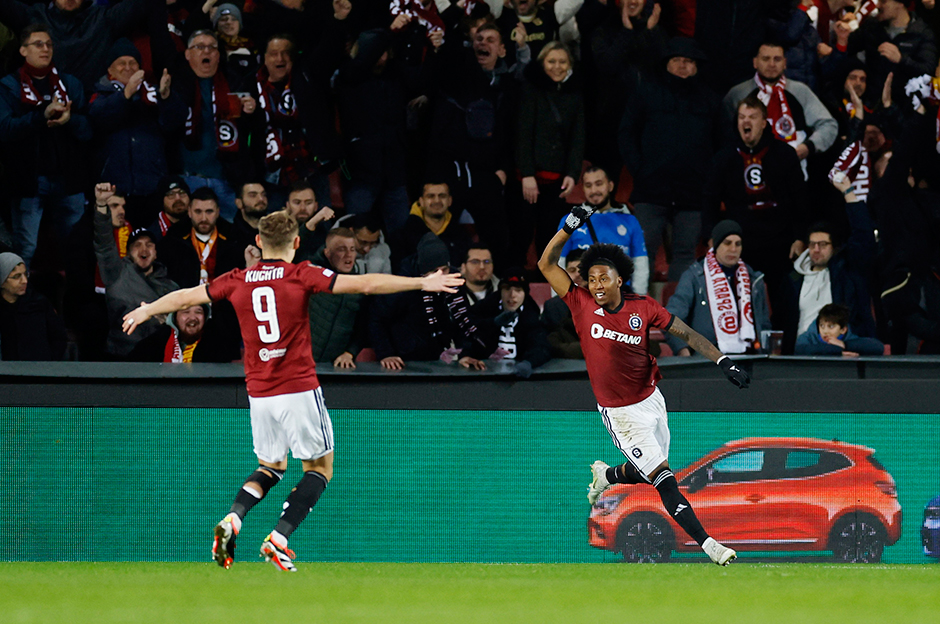 Galatasaray maçlarında yıldızlaşan Preciado'nun yeni rotası Süper Lig mi oluyor?  - 1. Foto