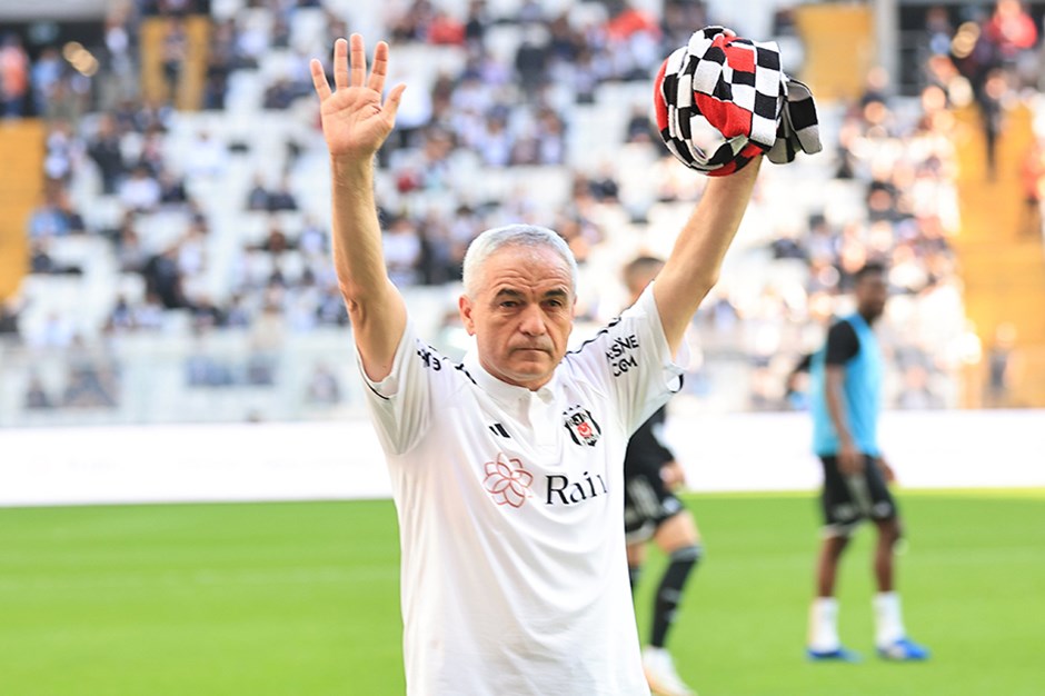 Beşiktaş taraftarından Rıza Çalımbay'a büyük destek- Son Dakika Spor Haberleri | NTVSpor
