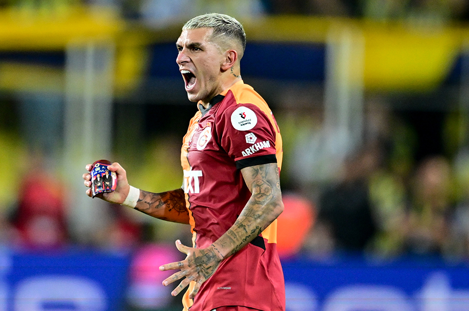 Dev kulüp için çarpıcı açıklama: "Lucas Torreira transferinde her şey yolunda"  - 2. Foto