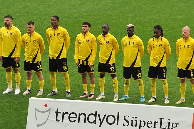 Süper Lig'de küme düşen ilk takım İstanbulspor oldu