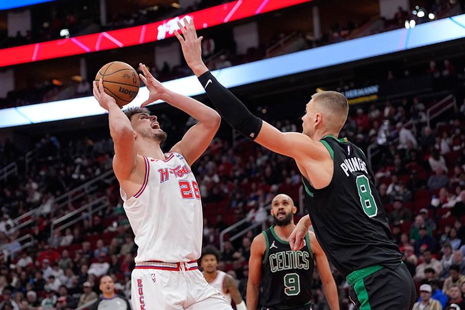 Alperen Şengün'ün "triple-double"ı Celtics'i devirmeye yetmedi