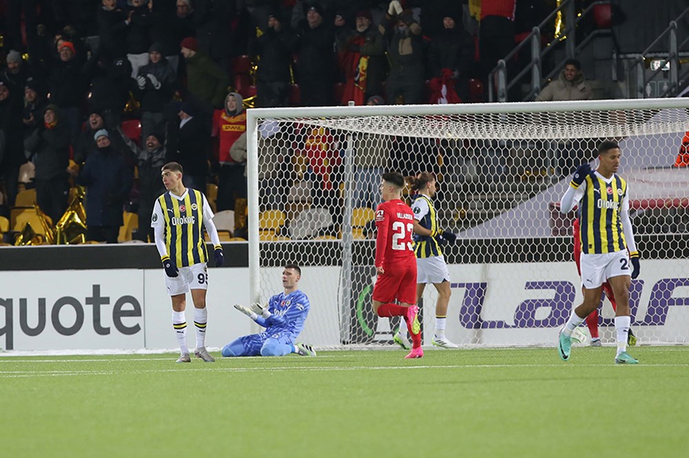 "Utanç verici skor" | Spor yazarları Nordsjaelland-Fenerbahçe maçı için ne dedi?  - 5. Foto