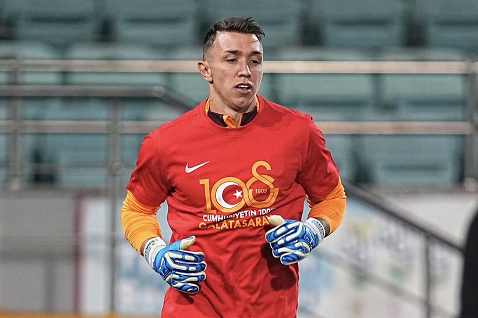 Bayern Münih maçı öncesi Fernando Muslera gelişmesi