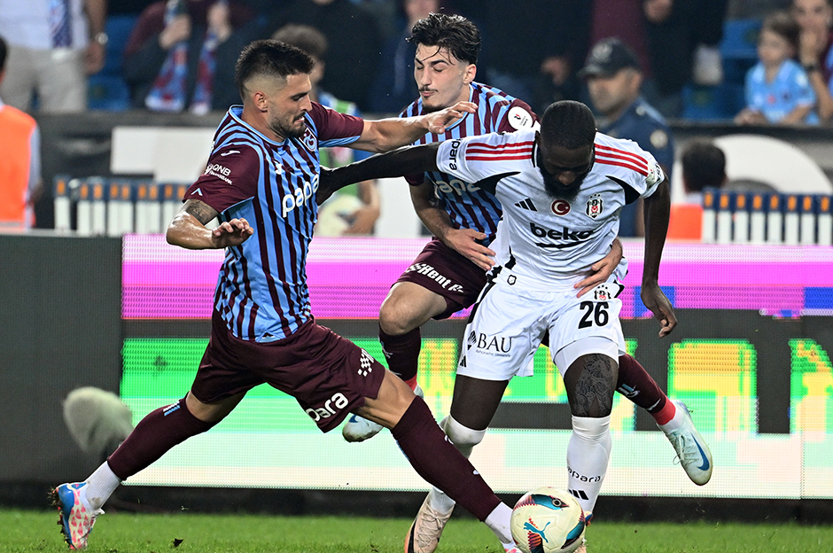 Trio ekibinden çarpıcı Şenol Güneş yorumu: "İhraç edilmeliydi"  - 7. Foto