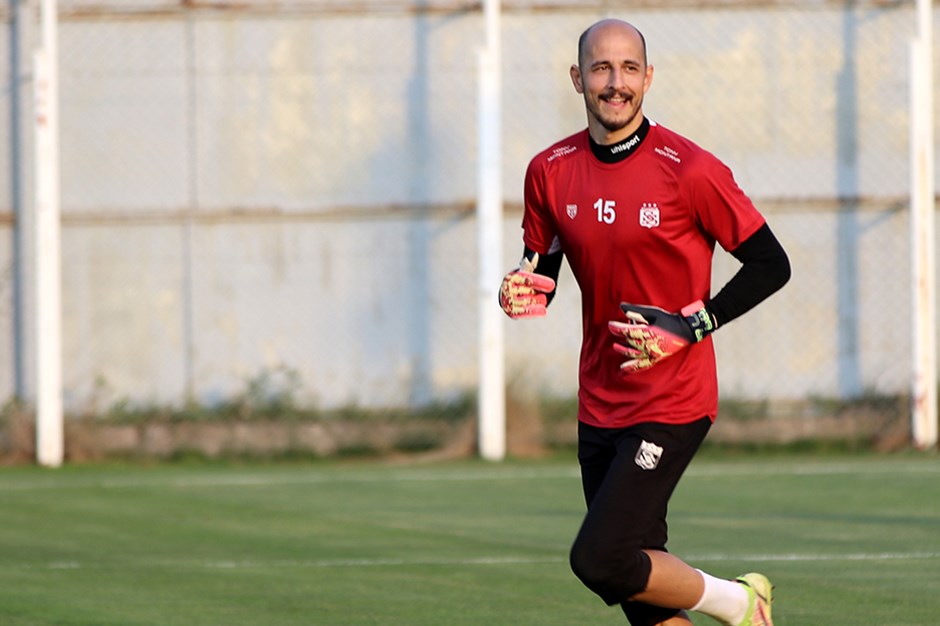 Erhan Erentürk Sivasspor'da kalıcı olmak istiyor