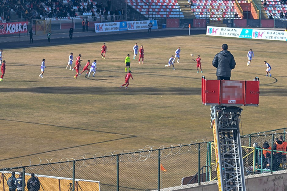 TFF 2. Lig'de maçın önüne geçen görüntü