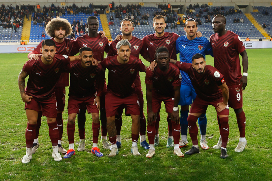 Süper Lig'de 17 haftanın seyirci raporu: Zirvede hangi takım var?  - 10. Foto