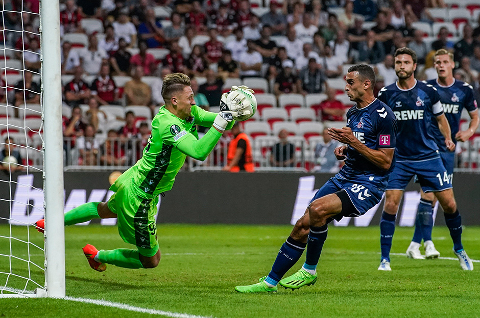 Galatasaray'a 1.99'luk kaleci: Pazarlıklar başladı  - 5. Foto