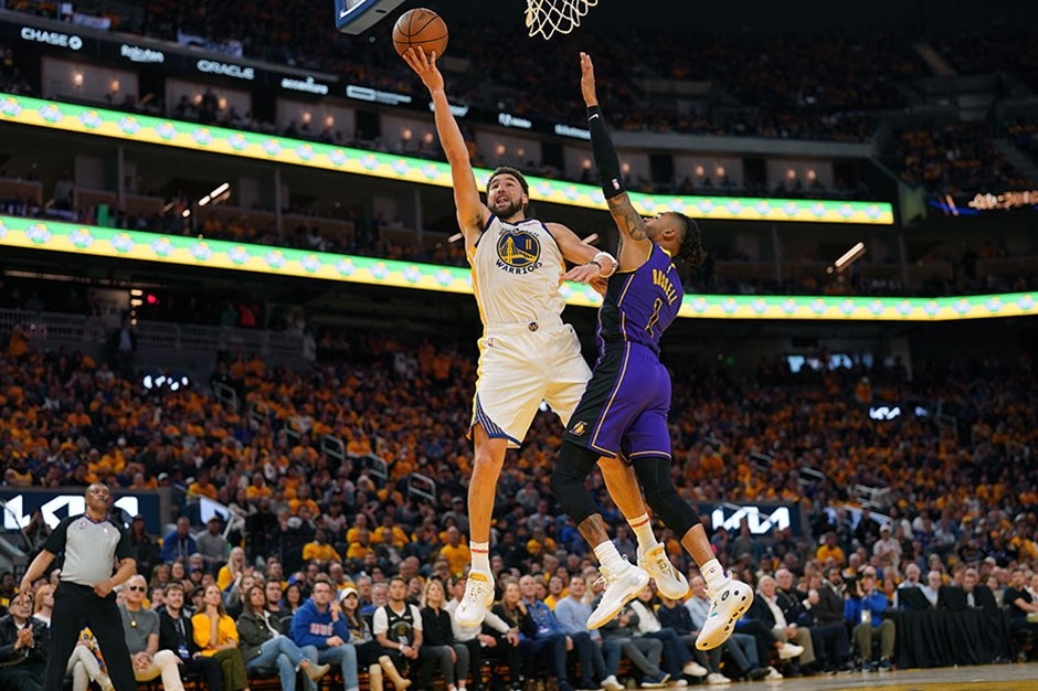 NBA | Klay Thompson'ın gecesi; Warriors, Lakers serisini eşitledi