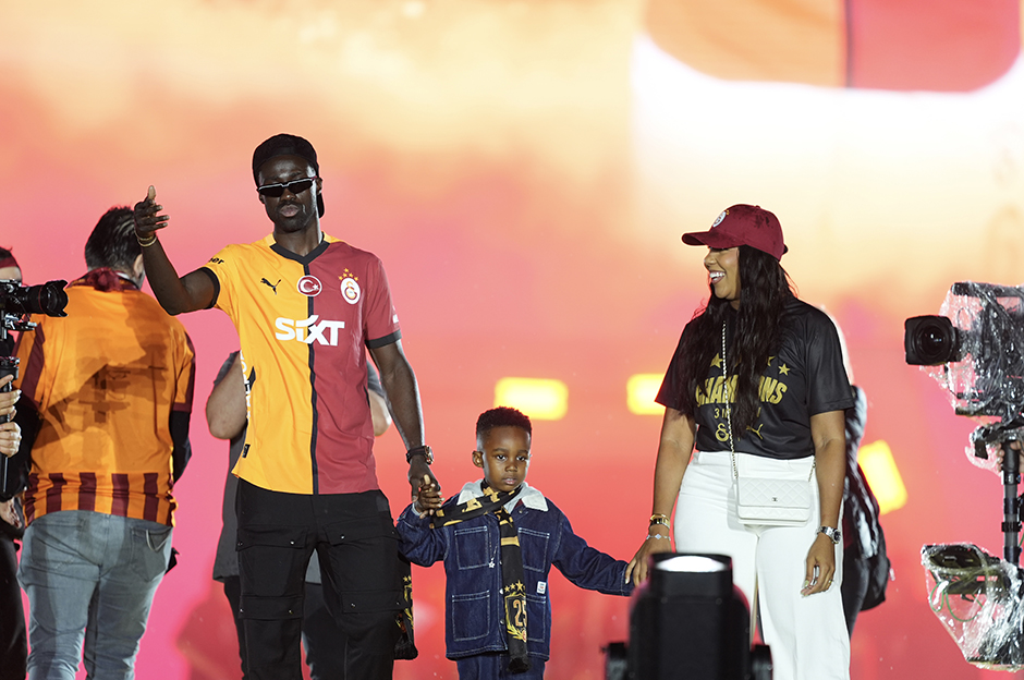 Davinson Sanchez net konuştu: "Mesaj yöneticilere ve sorumlulara iletildi"  - 3. Foto