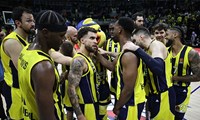 Fenerbahçe Beko iç sahada oynaması gereken maç için Litvanya'ya gidecek