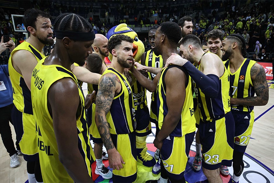 Fenerbahçe Beko play-off'lara galibiyetle başladı