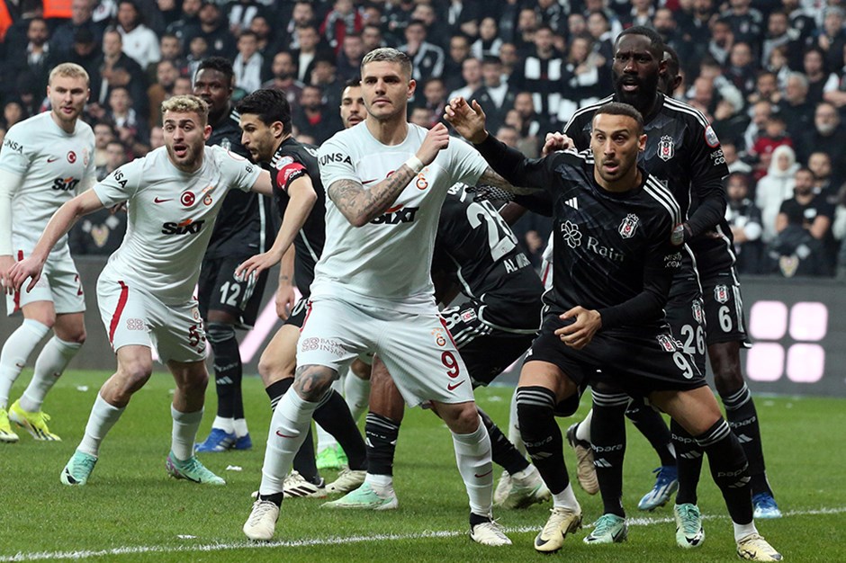 Fernando Santos'tan zorunlu değişiklik