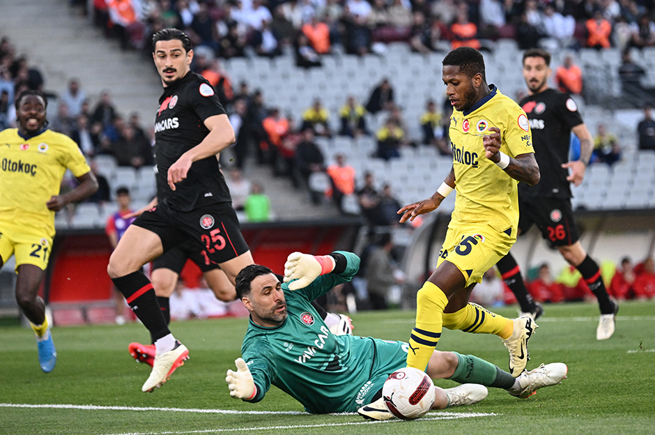 "Performansı rakibe endeksli Fenerbahçe" | Spor yazarları Fenerbahçe için ne dedi?  - 3. Foto