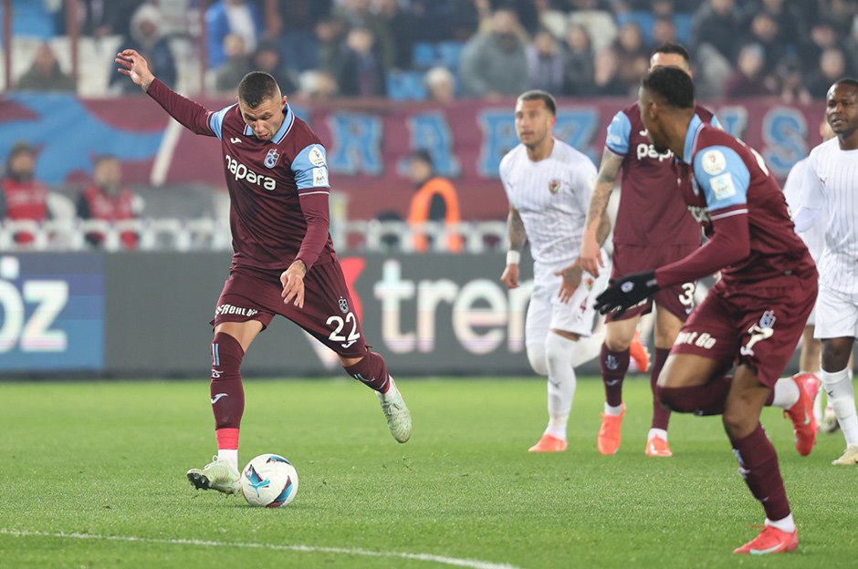 Trabzon'da tepki büyük: "Formaları çıkarın bu şehri terk edin"  - 3. Foto