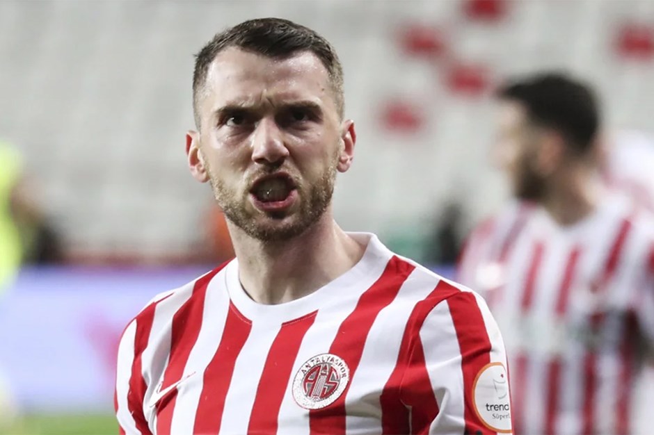 Antalyaspor'dan ayrıldı, yeni adresi Bodrum FK oluyor