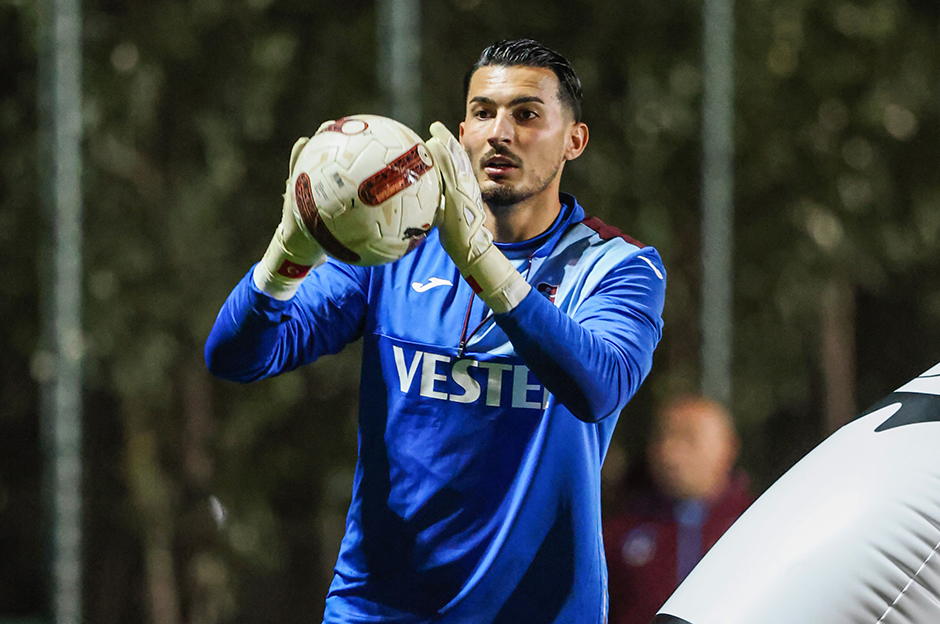 Uğurcan Çakır'a reddedilemeyecek teklif: Takımın en çok kazanan isimlerinden olacak  - 5. Foto