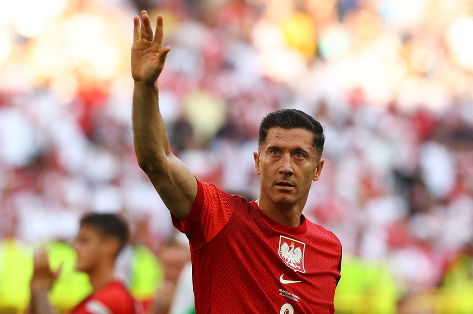 Galatasaray'la adı anılan Lewandowski'ye "ayrılık" sorusu  - 6. Foto