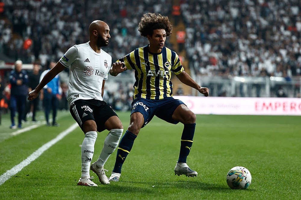 Beşiktaş-Fenerbahçe Derbisi: Spor Toto Süper Lig'in Zirvesindeki Heyecan  Dolu Kapışma