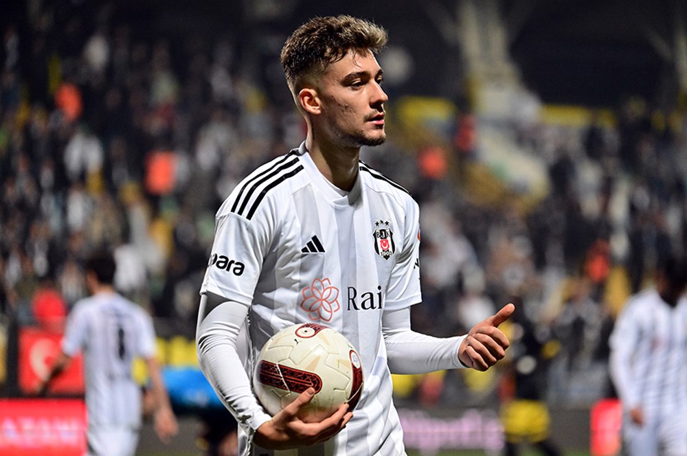 Beşiktaş'a Muçi piyangosu: 15 milyon Euro'luk teklif  - 5. Foto