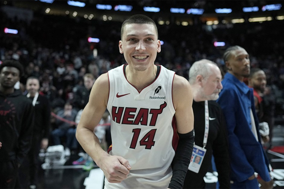 Miami Heat seriyi 3 maça çıkardı: Tyler Herro'dan 32 sayı