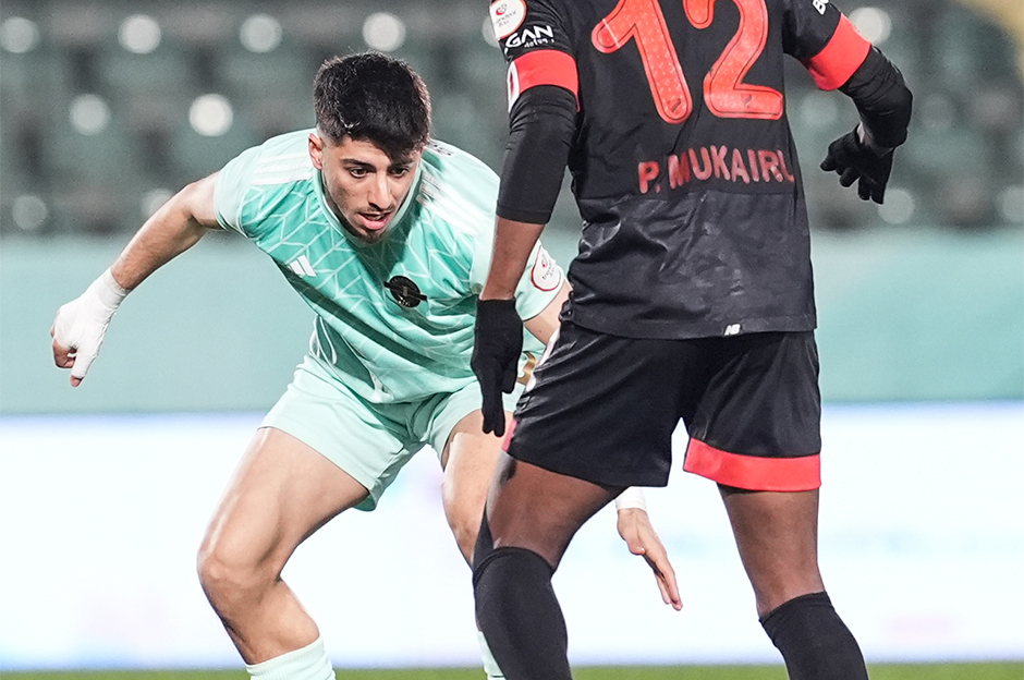 Esenler Erokspor'dan Fenerbahçe'ye: Yıldız futbolcunun yerine 150 bin euroluk takviye  - 4. Foto