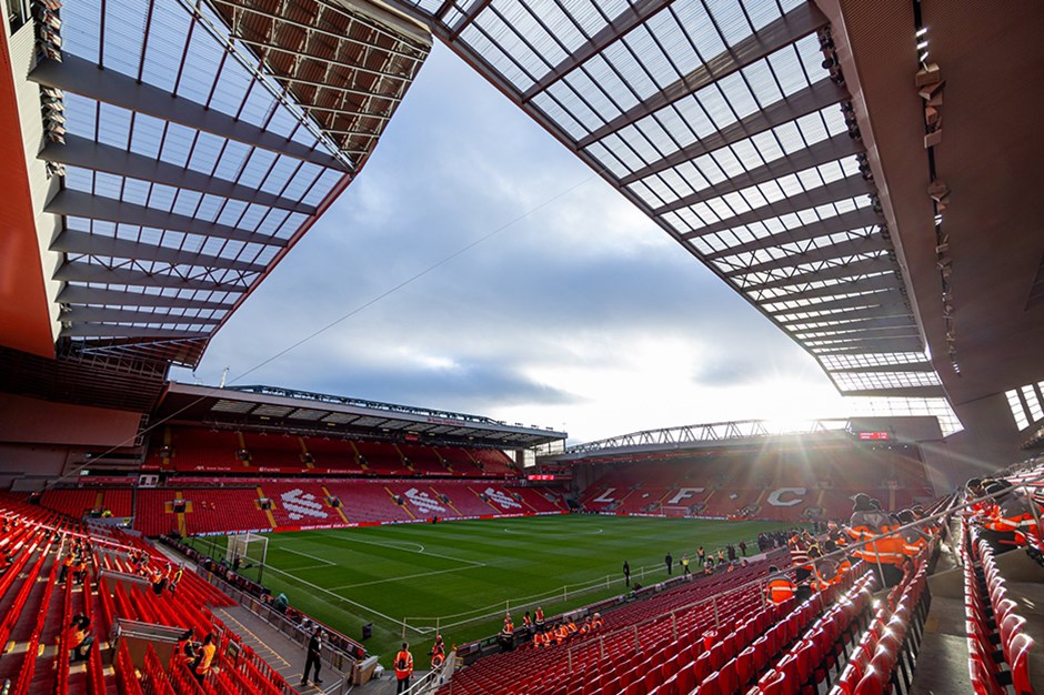 İZLE | Liverpool'un stadından ezan sesleri yükseldi