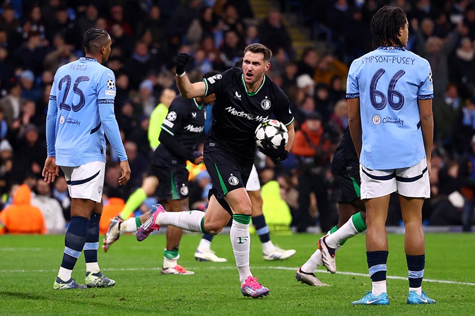 Manchester City Şampiyonlar Ligi'nde şoku yaşadı: 3-0'dan 3-3...