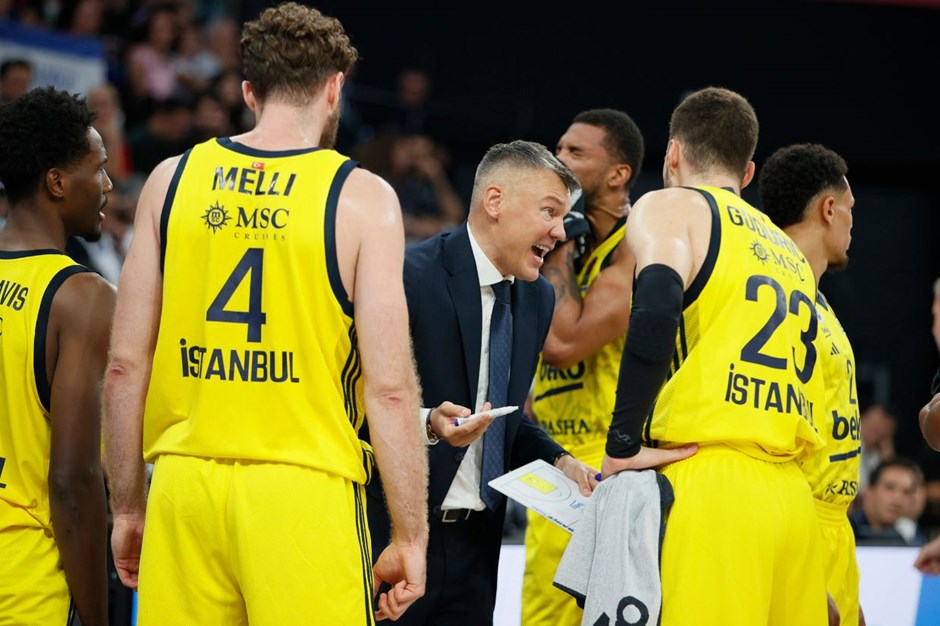 Fenerbahçe Beko son çeyrek performansıyla Maccabi Tel Aviv'i yendi