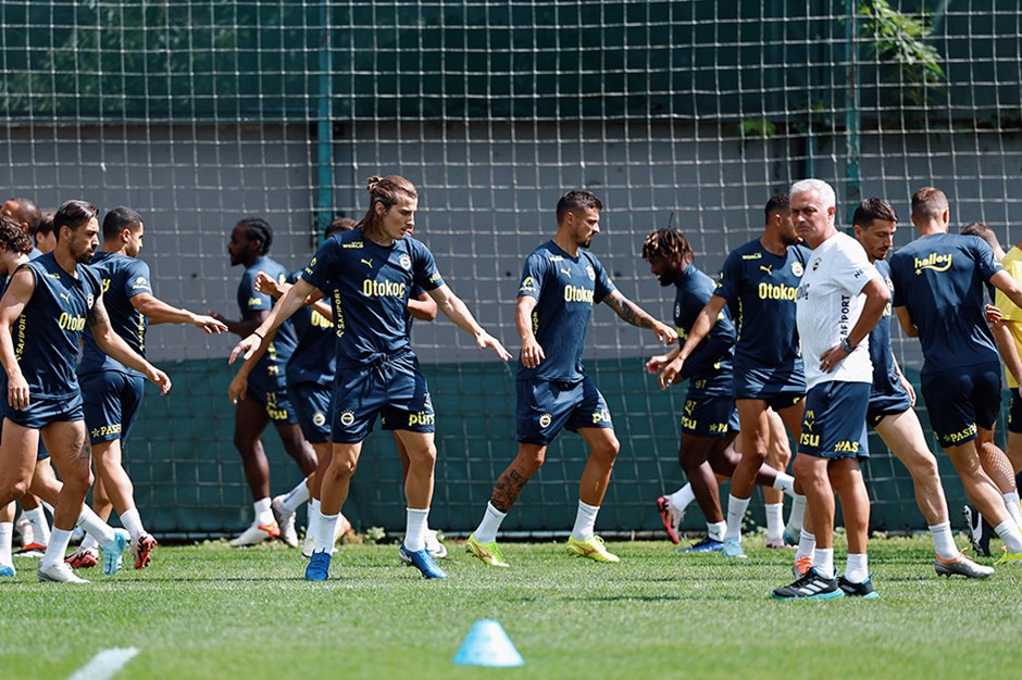 Fenerbahçe, Adana Demirspor maçına hazır