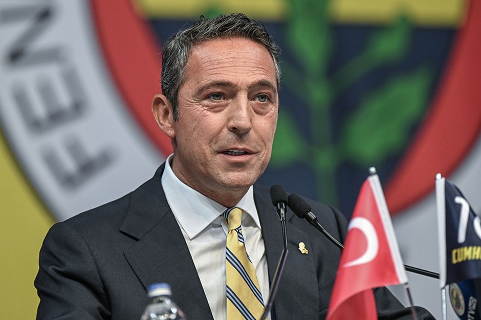 Fenerbahçe yönetim kurulu, camianın önde gelenleriyle buluştu