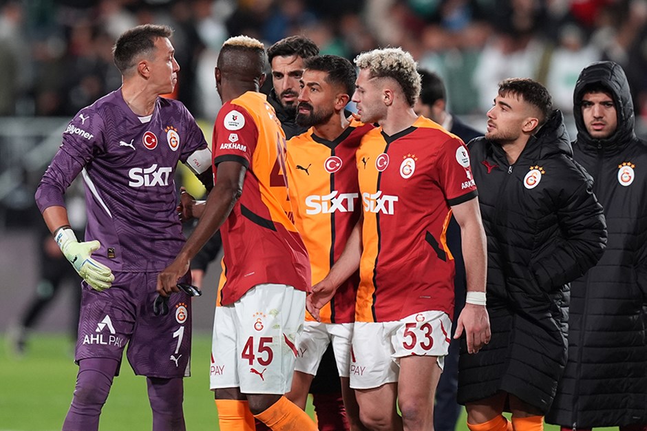 Maç sonu Muslera ve Kerem arasında gerginlik