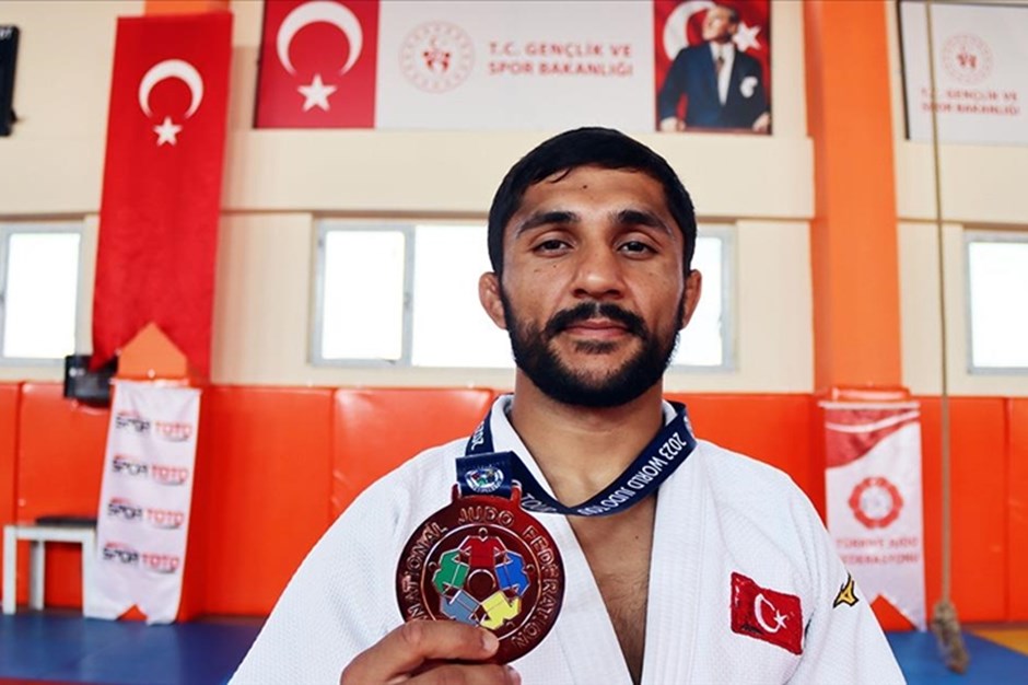 Olimpiyatlarda yarışan Salih Yıldız kimdir, kaç yaşında? İşte, başarılı Judocunun kariyeri