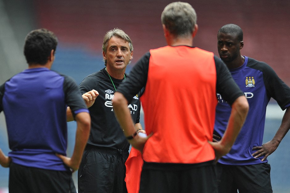 Roberto Mancini ve Yaya Toure yeniden bir arada