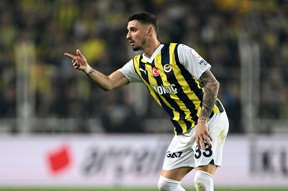 Krunic'in Fenerbahçe şaşkınlığı: Böylesini görmedi  - 4. Foto
