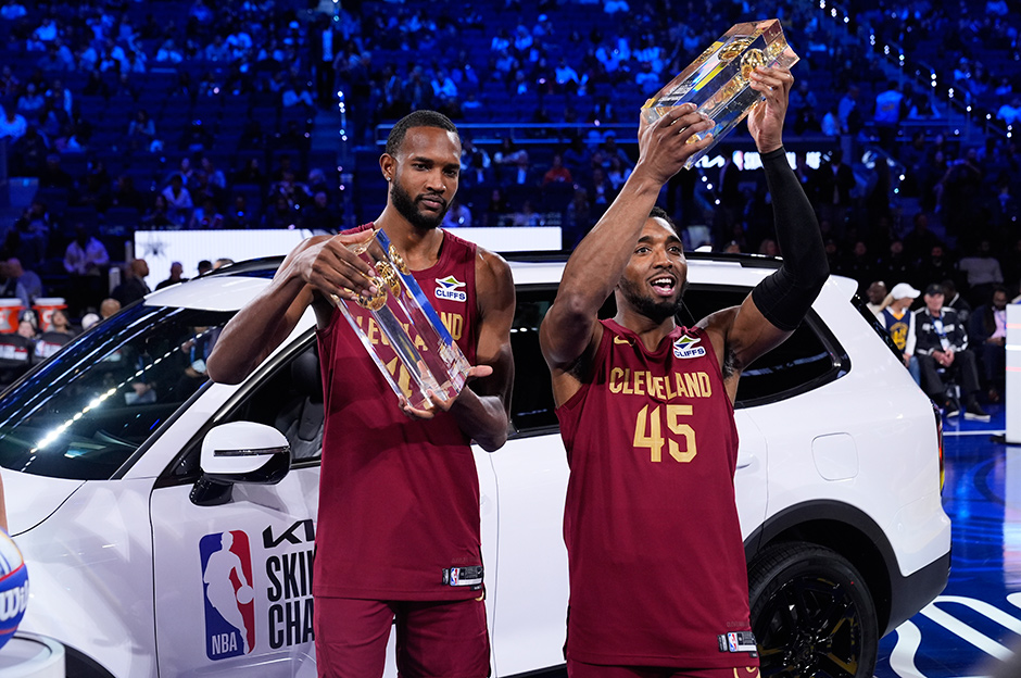 Görenler gözlerine inanamadı! NBA All Star'da tarihe geçen smaç performansı  - 3. Foto