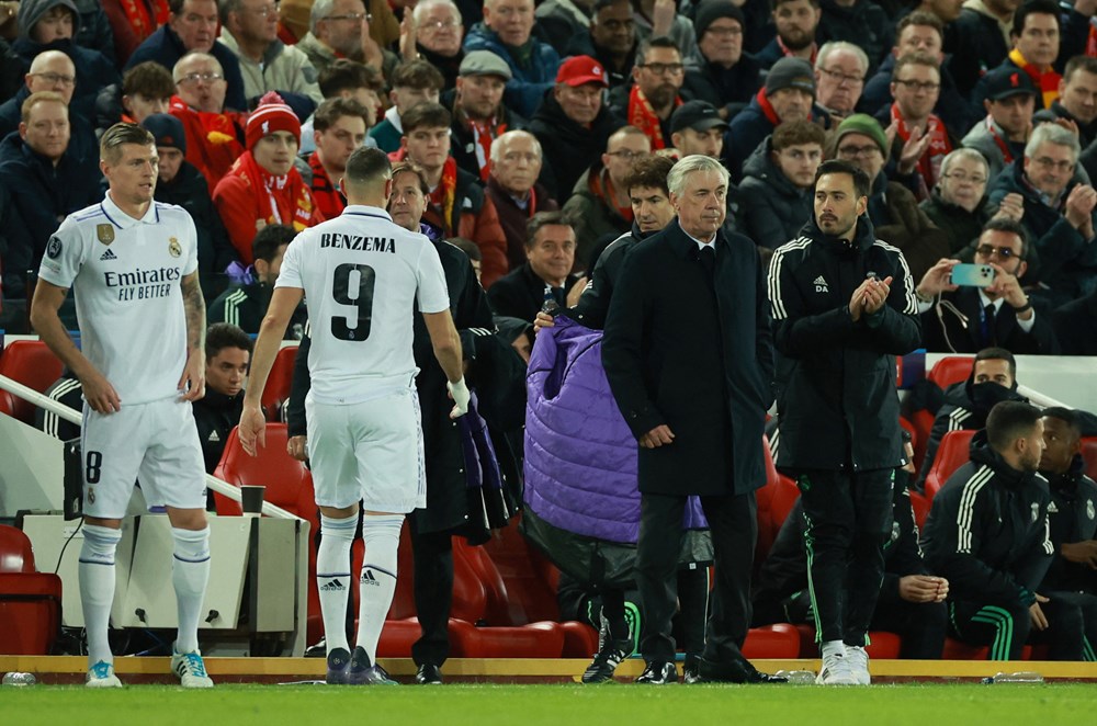 Real Madrid, Liverpool'a karşı geri döndü ve fark attı  - 12. Foto