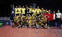 Şampiyon VakıfBank, Türkiye'ye döndü